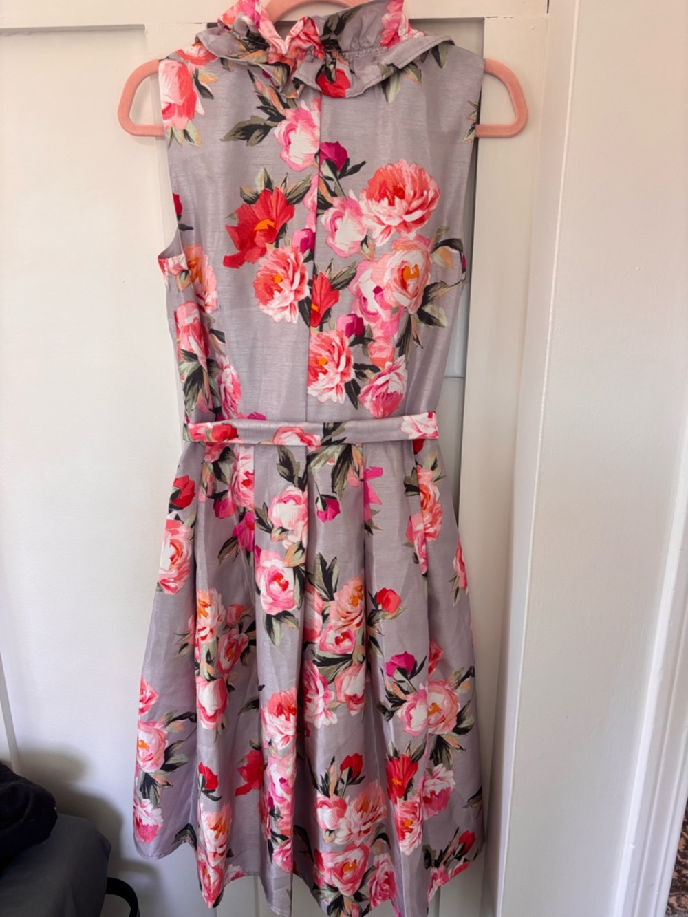 Jessica Howard Gray Floral Ruffle Wrap Midi Dress with Pink Blooms - Picture 5 of 6